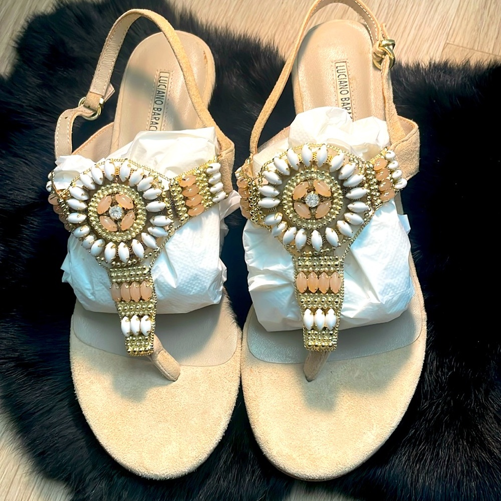 Luciano Barachini Size 39 Made in Italy Almost New Maybe worn Once Very Detailed